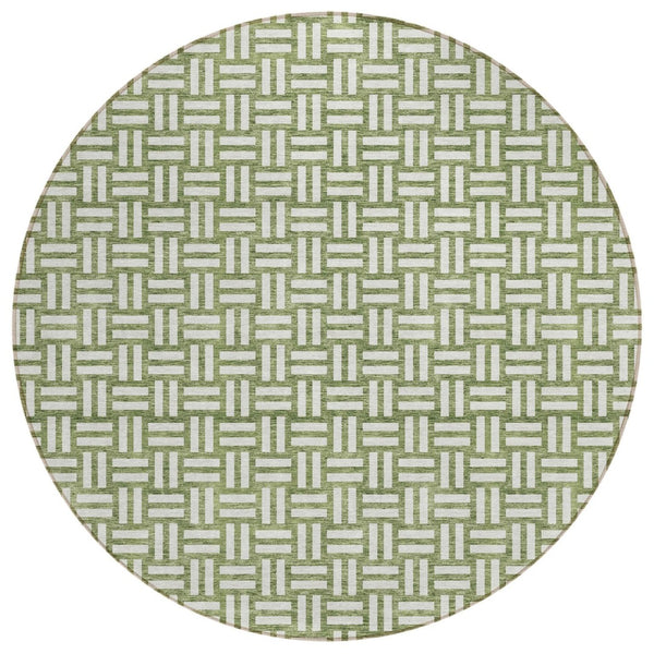 HomeRoots 5' Modern Green and Ivory Geometric Area Rug – Washable, Stain-Resistant for Indoor & Outdoor Use 8' Round 595549