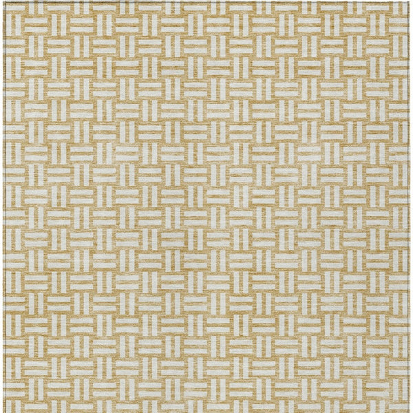 Homeroots 3' Black And Ivory Geometric Indoor Outdoor Area Rug - Stylish, Washable, Durable For Any Space 8' X 10' Polyester 595556