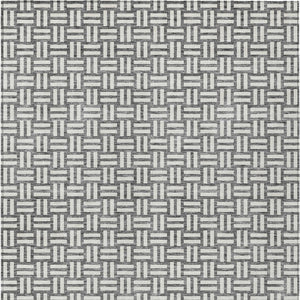 Homeroots 3' Black And Ivory Geometric Indoor Outdoor Area Rug - Stylish, Washable, Durable For Any Space 5' X 8' Polyester 595560