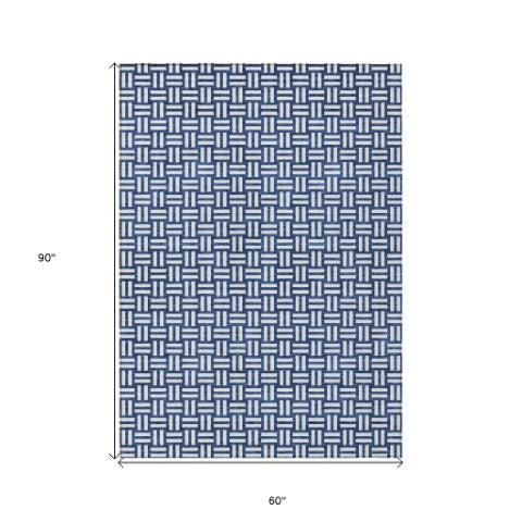 Homeroots 3' Black And Ivory Geometric Indoor Outdoor Area Rug - Stylish, Washable, Durable For Any Space 5' X 8' Polyester 595572