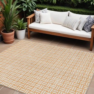 Homeroots 3' Black And Ivory Geometric Indoor Outdoor Area Rug - Stylish, Washable, Durable For Any Space 8' X 10' Polyester 595580