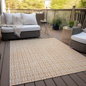 Homeroots 3' Black And Ivory Geometric Indoor Outdoor Area Rug - Stylish, Washable, Durable For Any Space 10' X 14' Polyester 595582