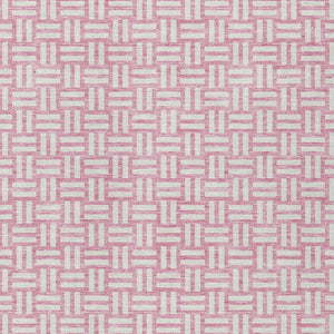 Homeroots 3' Black And Ivory Geometric Indoor Outdoor Area Rug - Stylish, Washable, Durable For Any Space 8' X 10' Polyester 595586