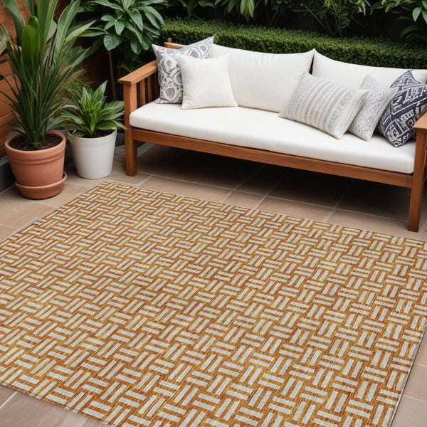 Homeroots 3' Black And Ivory Geometric Indoor Outdoor Area Rug - Stylish, Washable, Durable For Any Space 10' X 14' Polyester 595618
