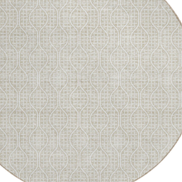 Homeroots 3' Stylish Beige And Ivory Geometric Washable Rug For Indoor And Outdoor Spaces, Durable Design 8' Round Polyester 595621