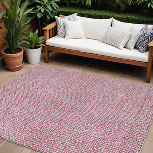 Homeroots 3' Stylish Beige And Ivory Geometric Washable Rug For Indoor And Outdoor Spaces, Durable Design 9' X 12' Polyester 595629