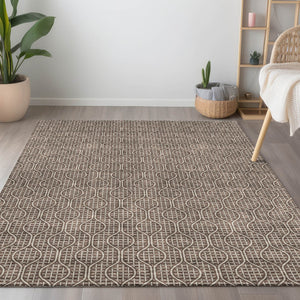 Homeroots 3' Stylish Beige And Ivory Geometric Washable Rug For Indoor And Outdoor Spaces, Durable Design 3' X 5' Polyester 595631