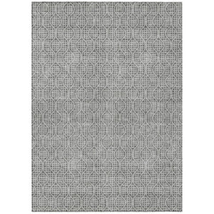 Homeroots 3' Stylish Beige And Ivory Geometric Washable Rug For Indoor And Outdoor Spaces, Durable Design 8' X 10' Polyester 595652