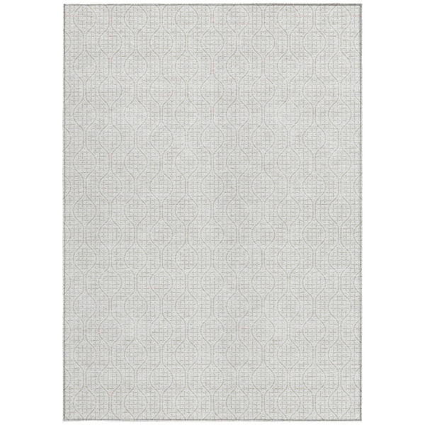Homeroots 3' Stylish Beige And Ivory Geometric Washable Rug For Indoor And Outdoor Spaces, Durable Design 5' X 8' Polyester 595656