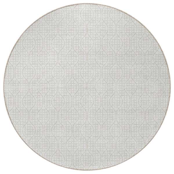 Homeroots 3' Stylish Beige And Ivory Geometric Washable Rug For Indoor And Outdoor Spaces, Durable Design 8' Round Polyester 595657