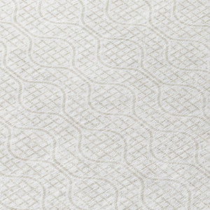 Homeroots 3' Stylish Beige And Ivory Geometric Washable Rug For Indoor And Outdoor Spaces, Durable Design 8' Round Polyester 595657