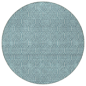 Homeroots 3' Stylish Beige And Ivory Geometric Washable Rug For Indoor And Outdoor Spaces, Durable Design 8' Round Polyester 595687