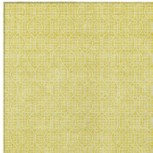 Homeroots 3' Stylish Beige And Ivory Geometric Washable Rug For Indoor And Outdoor Spaces, Durable Design 9' X 12' Polyester 595701