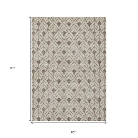 Homeroots 3' Beige And Ivory Geometric Washable Area Rug For Indoor & Outdoor Spaces, Durable And Stylish 5' X 8' Polyester 595710