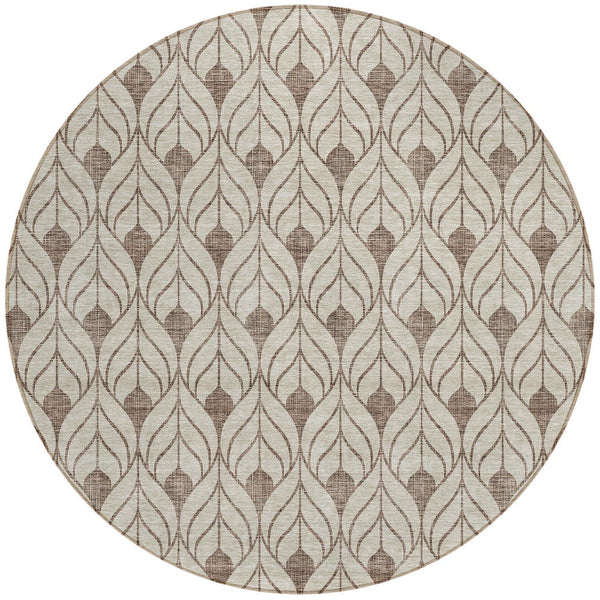 Homeroots 3' Beige And Ivory Geometric Washable Area Rug For Indoor & Outdoor Spaces, Durable And Stylish 8' Round Polyester 595711