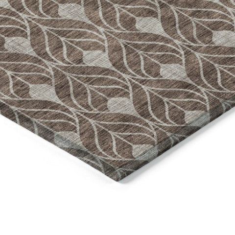 Homeroots 3' Beige And Ivory Geometric Washable Area Rug For Indoor & Outdoor Spaces, Durable And Stylish 5' X 8' Polyester 595722