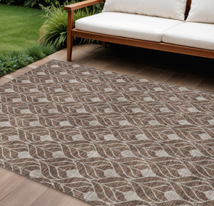 Homeroots 3' Beige And Ivory Geometric Washable Area Rug For Indoor & Outdoor Spaces, Durable And Stylish 9' X 12' Polyester 595725