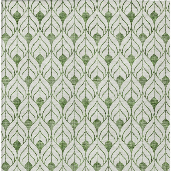 Homeroots 3' Beige And Ivory Geometric Washable Area Rug For Indoor & Outdoor Spaces, Durable And Stylish 5' X 8' Polyester 595728