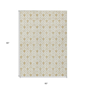 Homeroots 3' Beige And Ivory Geometric Washable Area Rug For Indoor & Outdoor Spaces, Durable And Stylish 5' X 8' Polyester 595734