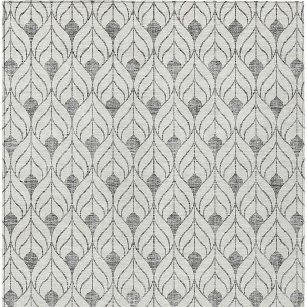 Homeroots 3' Beige And Ivory Geometric Washable Area Rug For Indoor & Outdoor Spaces, Durable And Stylish 5' X 8' Polyester 595740