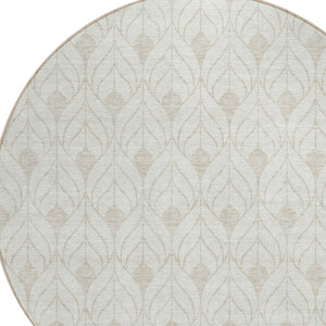 Homeroots 3' Beige And Ivory Geometric Washable Area Rug For Indoor & Outdoor Spaces, Durable And Stylish 8' Round Polyester 595747