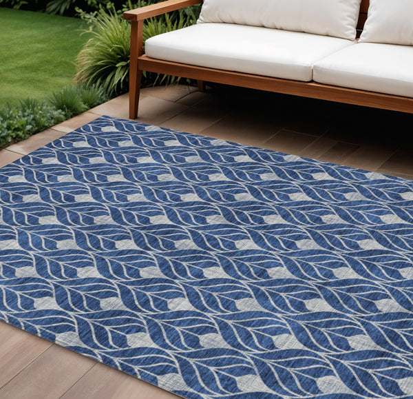 Homeroots 3' Beige And Ivory Geometric Washable Area Rug For Indoor & Outdoor Spaces, Durable And Stylish 9' X 12' Polyester 595755