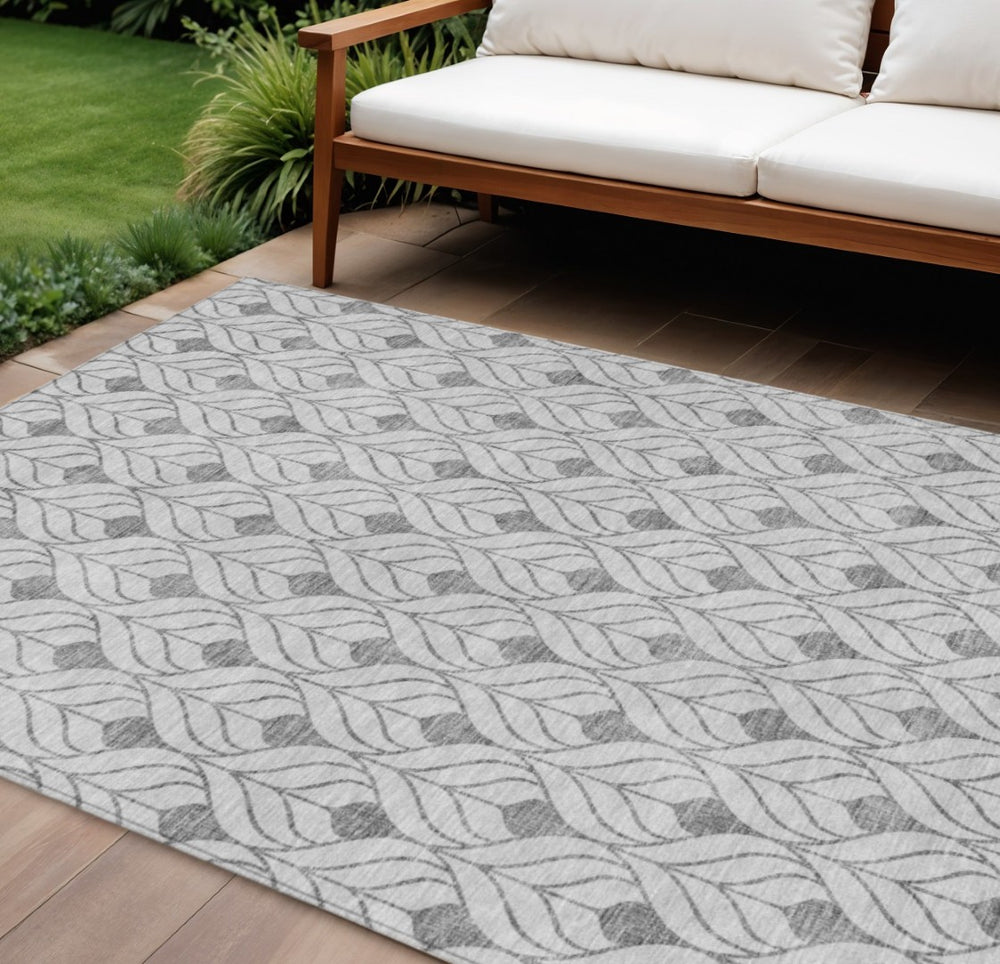 HomeRoots 9' X 12' Contemporary Silver & Gray Geometric Area Rug - Washable, Durable & Versatile for Indoor/Outdoor Use 595773