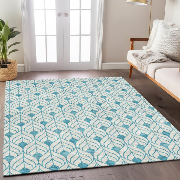 Homeroots 3' Beige And Ivory Geometric Washable Area Rug For Indoor & Outdoor Spaces, Durable And Stylish 3' X 5' Polyester 595775