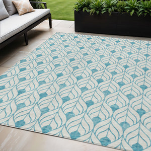 Homeroots 3' Beige And Ivory Geometric Washable Area Rug For Indoor & Outdoor Spaces, Durable And Stylish 5' X 8' Polyester 595776