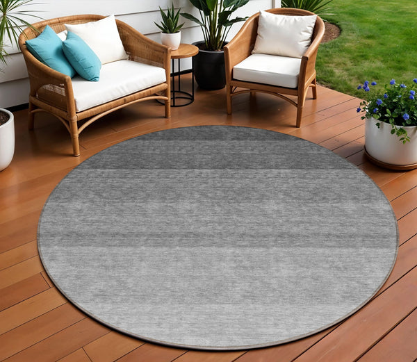 Homeroots 3' Beige And Ivory Ombre Area Rug - Stylish, Washable Design For Indoor & Outdoor Use, Durable Fun! 8' Round Polyester 595789