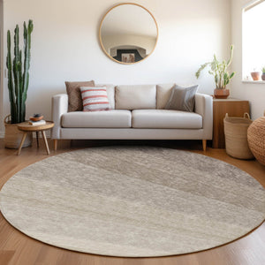 Homeroots 3' Beige And Ivory Ombre Area Rug - Stylish, Washable Design For Indoor & Outdoor Use, Durable Fun! 8' Round Polyester 595795