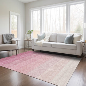 Homeroots 3' Beige And Ivory Ombre Area Rug - Stylish, Washable Design For Indoor & Outdoor Use, Durable Fun! 3' X 5' Polyester 595817