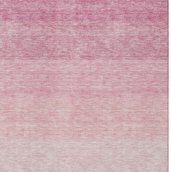 Homeroots 3' Beige And Ivory Ombre Area Rug - Stylish, Washable Design For Indoor & Outdoor Use, Durable Fun! 8' X 10' Polyester 595820