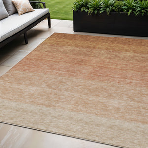 Homeroots 3' Beige And Ivory Ombre Area Rug - Stylish, Washable Design For Indoor & Outdoor Use, Durable Fun! 5' X 8' Polyester 595824