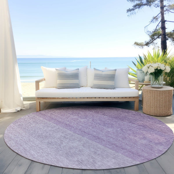 Homeroots 3' Beige And Ivory Ombre Area Rug - Stylish, Washable Design For Indoor & Outdoor Use, Durable Fun! 8' Round Polyester 595831