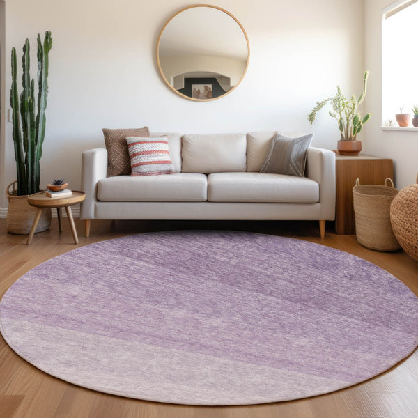 Homeroots 3' Beige And Ivory Ombre Area Rug - Stylish, Washable Design For Indoor & Outdoor Use, Durable Fun! 8' Round Polyester 595831