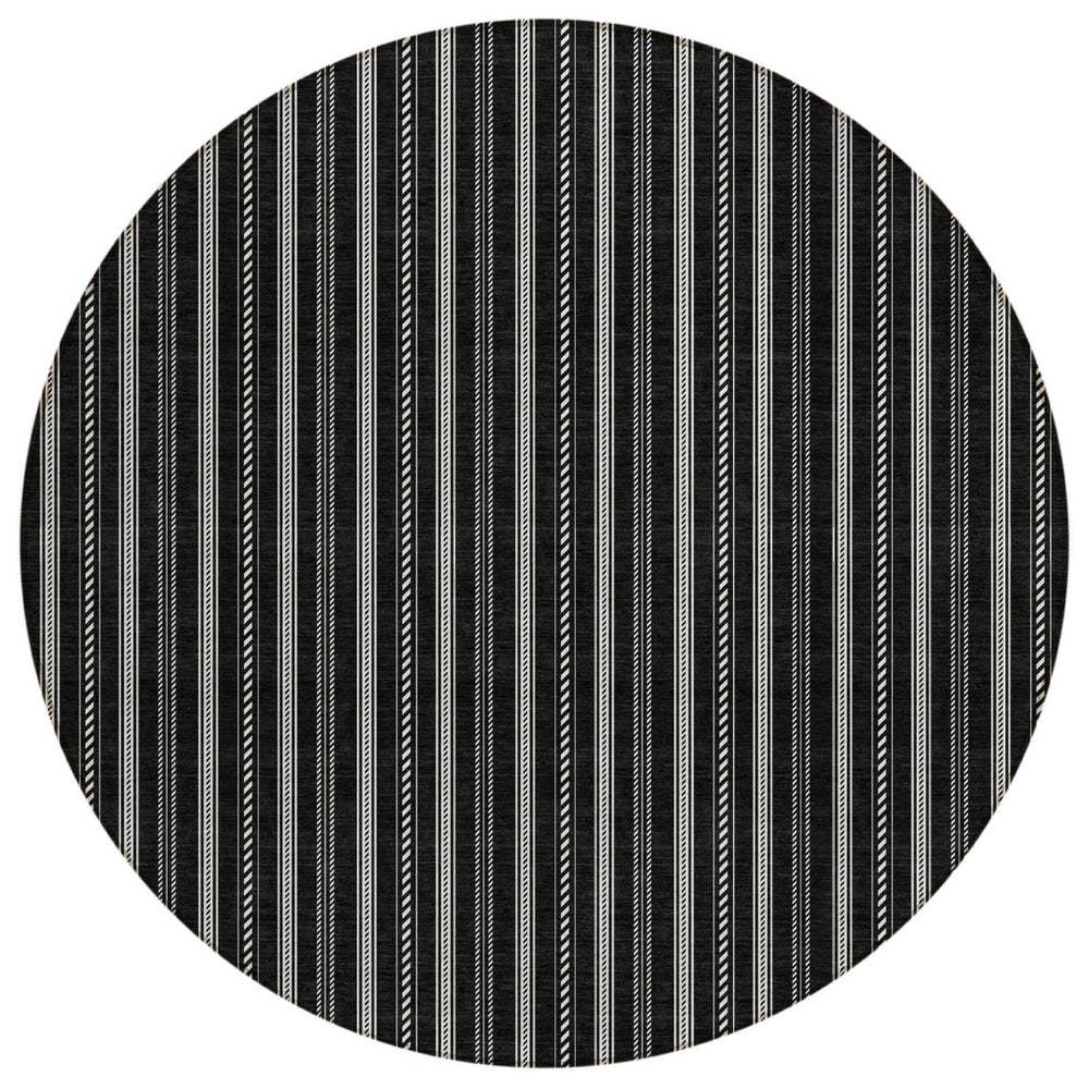 HomeRoots 5' Black and Ivory Striped Area Rug – Durable, Washable Design Perfect for Indoor and Outdoor Spaces 8' Round 595849