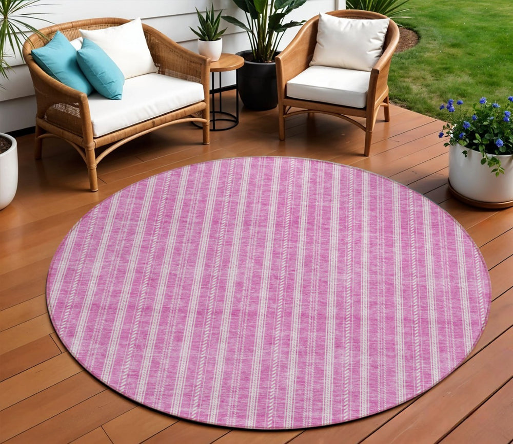 HomeRoots 5' Stylish Blush and Ivory Striped Washable Area Rug – Durable, Versatile, Perfect for Indoor/Outdoor Use 8' Round 595855