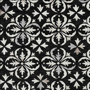 Homeroots 3' Black And Ivory Floral Washable Area Rug - Stylish And Versatile For Indoor Or Outdoor Use 3' X 5' Polyester 595925