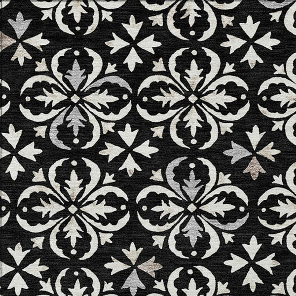 Homeroots 3' Black And Ivory Floral Washable Area Rug - Stylish And Versatile For Indoor Or Outdoor Use 3' X 5' Polyester 595925