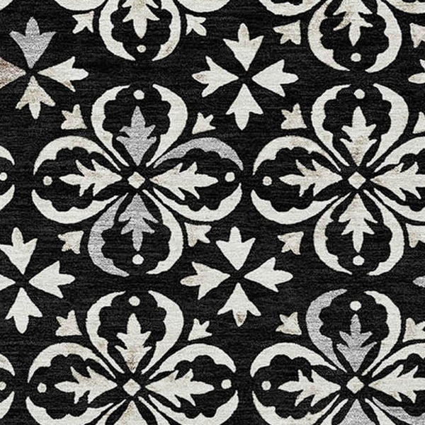 Homeroots 3' Black And Ivory Floral Washable Area Rug - Stylish And Versatile For Indoor Or Outdoor Use 8' X 10' Polyester 595928