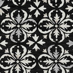 Homeroots 3' Black And Ivory Floral Washable Area Rug - Stylish And Versatile For Indoor Or Outdoor Use 10' X 14' Polyester 595930