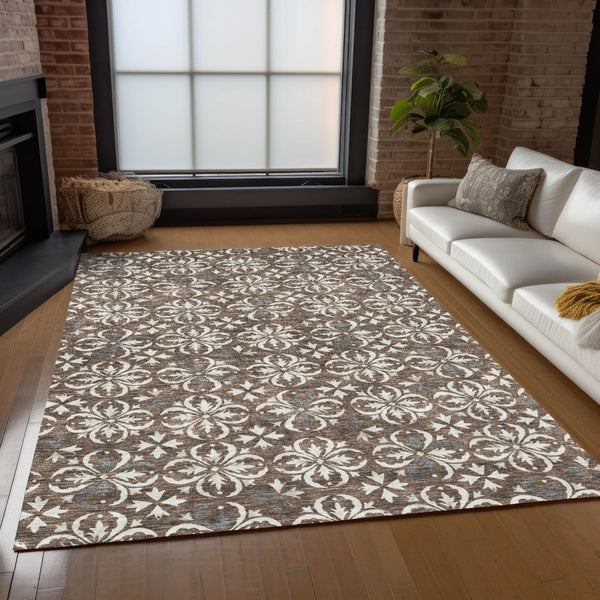 Homeroots 3' Black And Ivory Floral Washable Area Rug - Stylish And Versatile For Indoor Or Outdoor Use 3' X 5' Polyester 595931