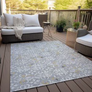 Homeroots 3' Black And Ivory Floral Washable Area Rug - Stylish And Versatile For Indoor Or Outdoor Use 3' X 5' Polyester 595955