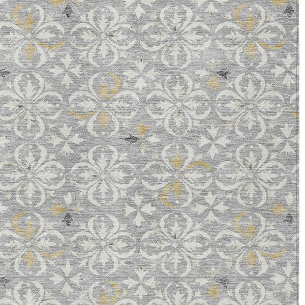Homeroots 3' Black And Ivory Floral Washable Area Rug - Stylish And Versatile For Indoor Or Outdoor Use 5' X 8' Polyester 595956