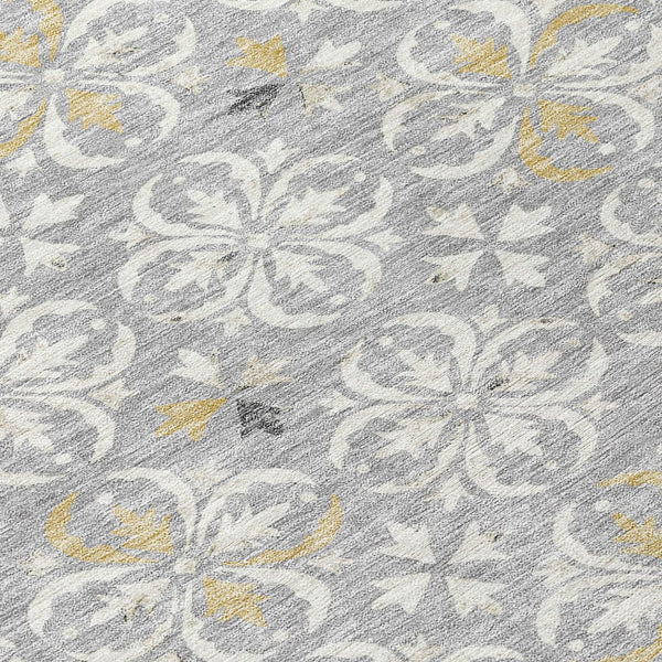 Homeroots 3' Black And Ivory Floral Washable Area Rug - Stylish And Versatile For Indoor Or Outdoor Use 5' X 8' Polyester 595956