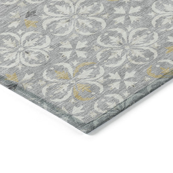 Homeroots 3' Black And Ivory Floral Washable Area Rug - Stylish And Versatile For Indoor Or Outdoor Use 10' X 14' Polyester 595960