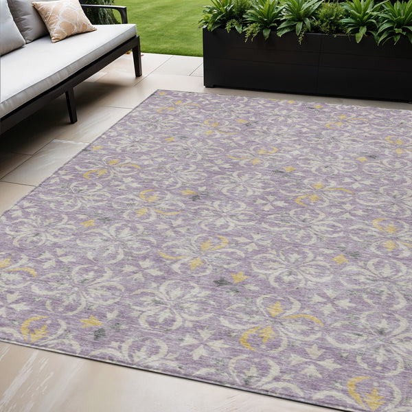 Homeroots 3' Black And Ivory Floral Washable Area Rug - Stylish And Versatile For Indoor Or Outdoor Use 5' X 8' Polyester 595968