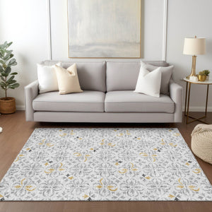 Homeroots 3' Black And Ivory Floral Washable Area Rug - Stylish And Versatile For Indoor Or Outdoor Use 8' X 10' Polyester 595988