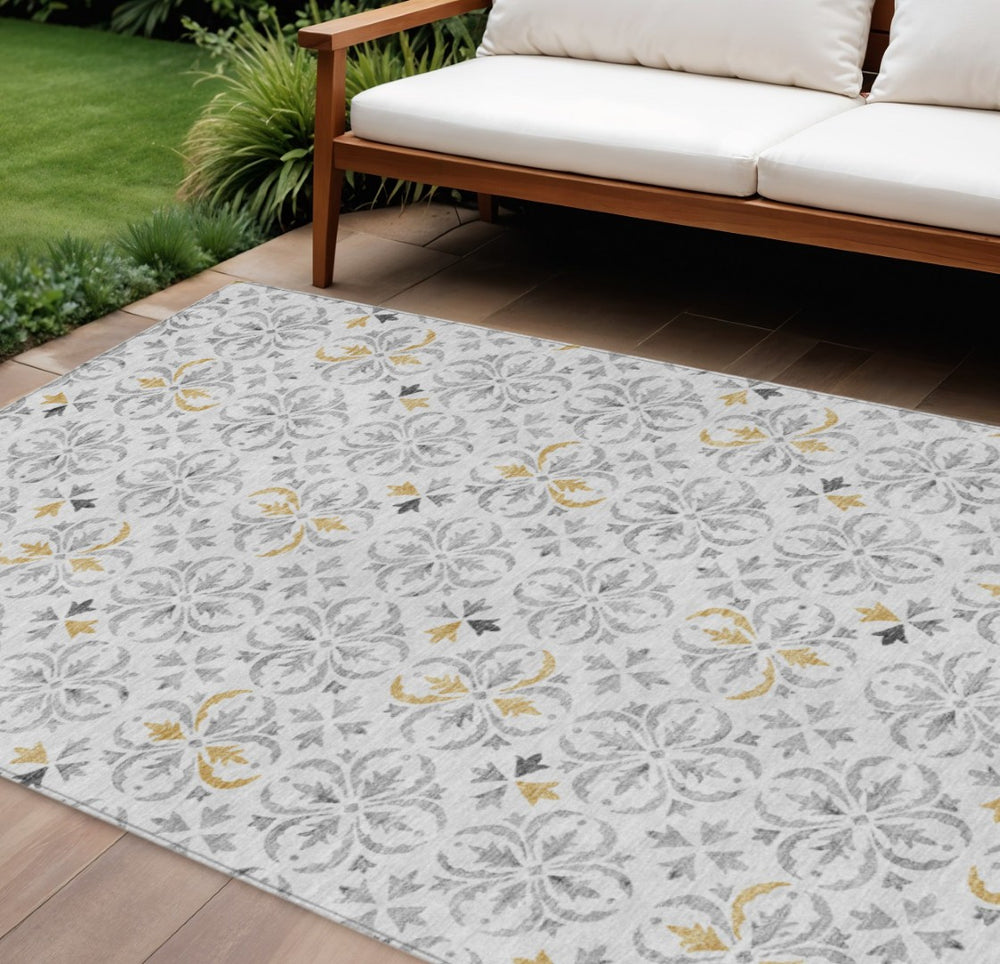 HomeRoots 9' X 12' Elegant Silver Gray and Gold Floral Washable Rug for Indoor/Outdoor Spaces, Durable & Stylish 595989